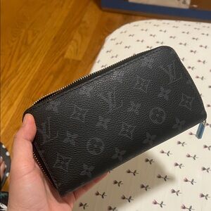 Black Monogram Zipper Wallet